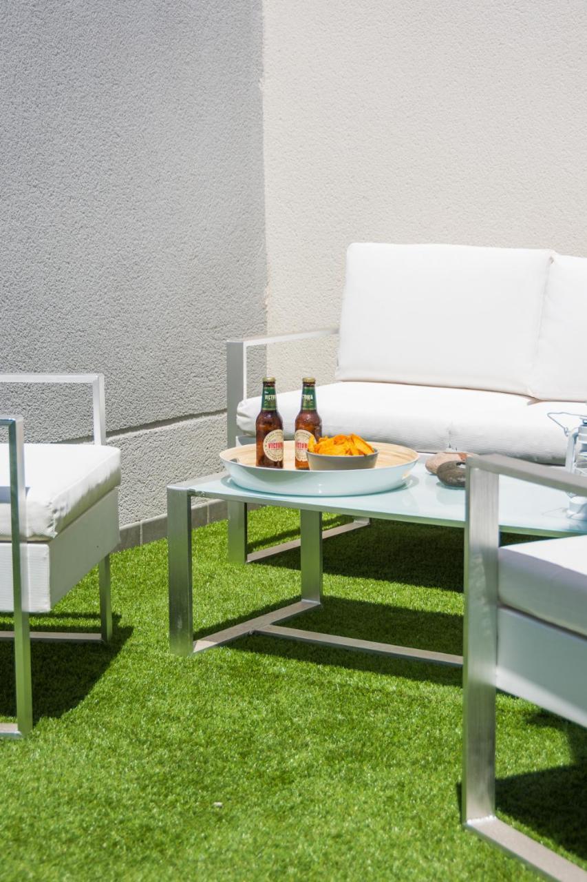 Atico Con Terraza Ac 1Hab En El Centro Y Piscina Comunitaria Daire Málaga Dış mekan fotoğraf