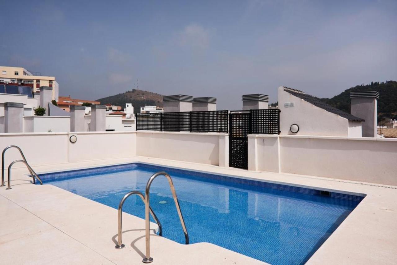 Atico Con Terraza Ac 1Hab En El Centro Y Piscina Comunitaria Daire Málaga Dış mekan fotoğraf